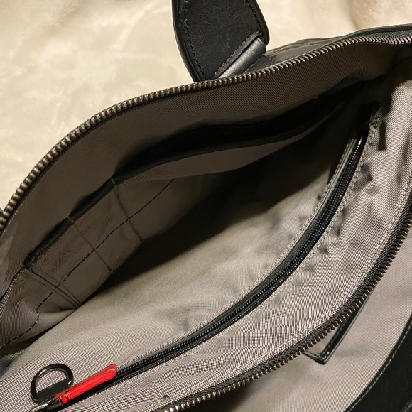 TUMI Leather Briefcase - Picture 11 of 16